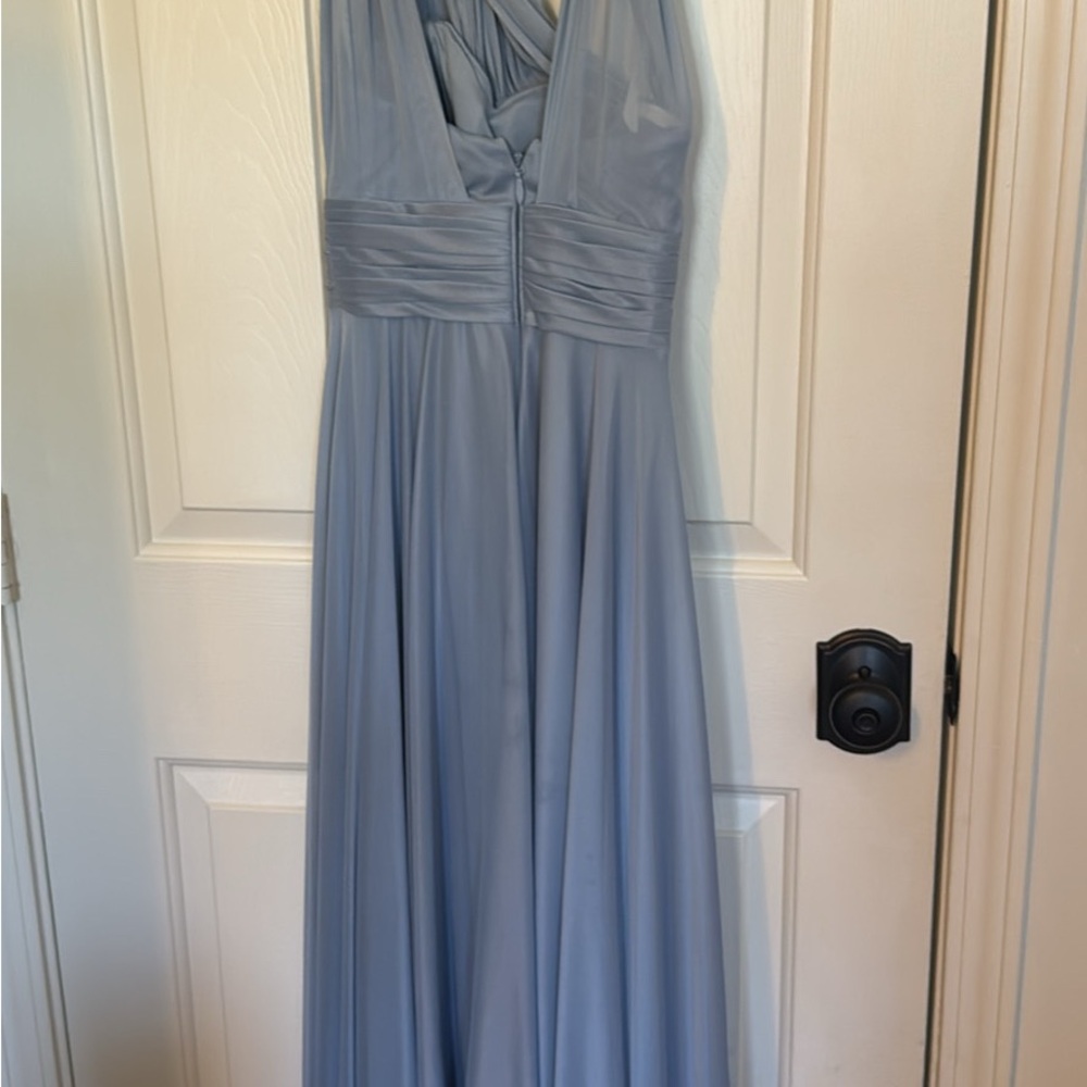 Elegant Blue Evening Gown